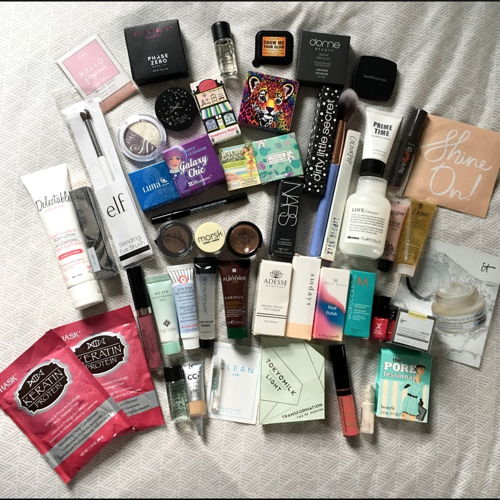 *Price Dropped*Huge bundle of Ipsy/Birchbox items!